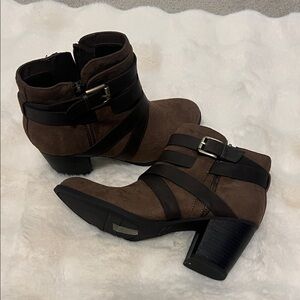 NWT Fergalicious by Fergie Brown Ankle Boots Size 7.5